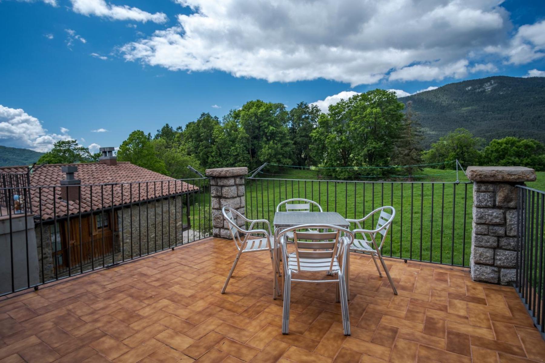 Can Tubau - Casa Rural - Apartaments Campelles Экстерьер фото